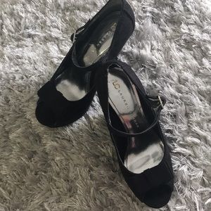 Sz 6 Lauren Conrad Felicity Maryjane peep toe